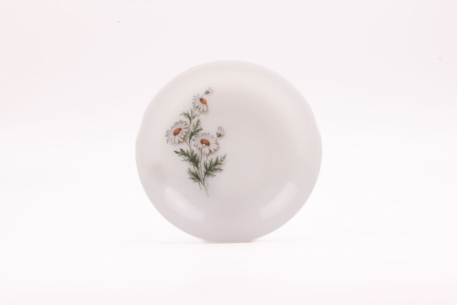 assiettes creuses Arcopal Marguerite en verre opaline