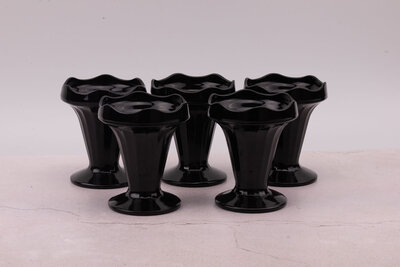 5 coupes à dessert en verre noir Luminarc 5 coupes à dessert en verre noir Luminarc