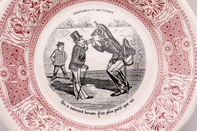 6 assiettes à dessert Gien Proverbes militaires 6 assiettes à dessert Gien Proverbes militaires