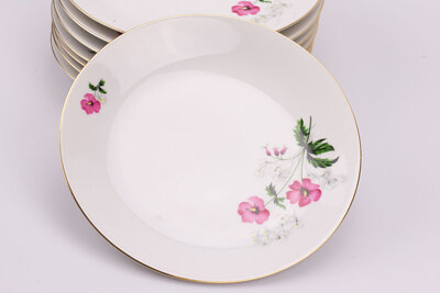 Set de 8 assiettes vintage en porcelaine de chez Kronester Bavaria